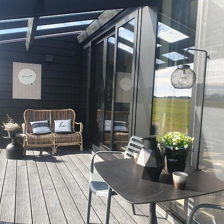Hippe Schuur Bed & Breakfast Tytsjerk Exterior photo