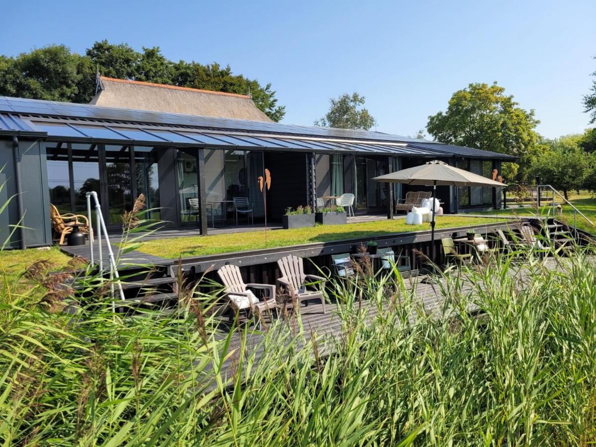 Hippe Schuur Bed & Breakfast Tytsjerk Exterior photo