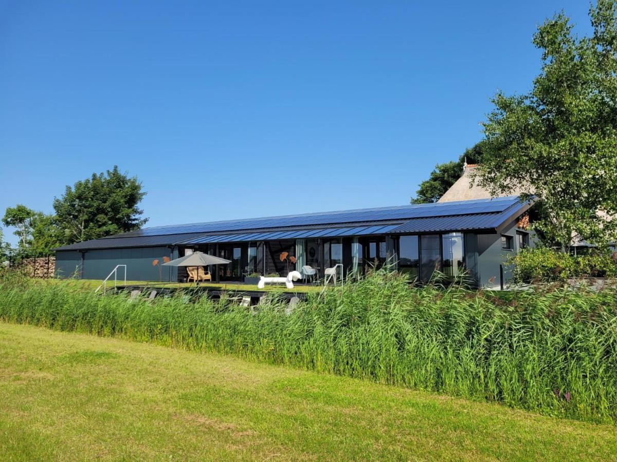 Hippe Schuur Bed & Breakfast Tytsjerk Exterior photo